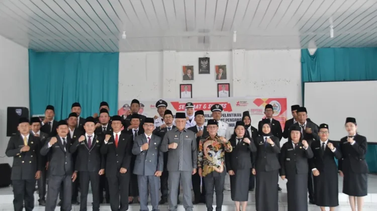 Bupati Tapanuli Tengah Lantik Pejabat Administrator dan Pengawas
