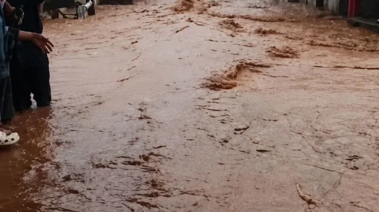 Banjir Terulang, Warga Pertanyakan Tanggung Jawab Penanganan Serius
