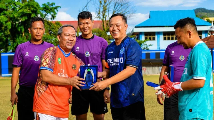 PS Korpri Sibolga dan Padangsidimpuan Perkuat Silaturahmi lewat Sepak Bola