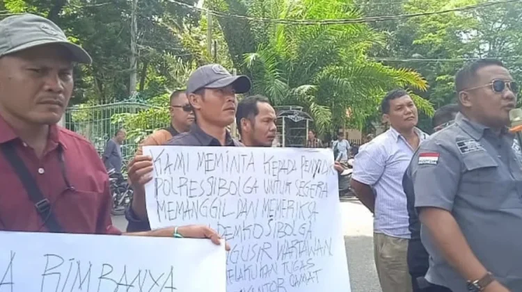 Wartawan: Arogan, Copot Denni Lubis dari Rangkap Jabatannya