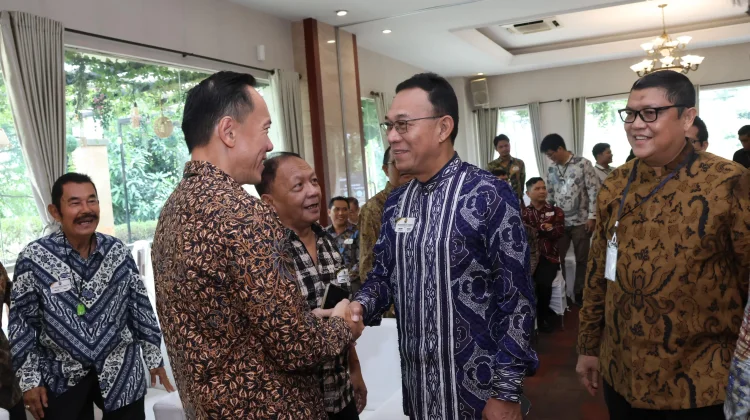 Bupati Tapsel Dorong Kolaborasi Lintas Generasi untuk Perkuat IKA MM USU