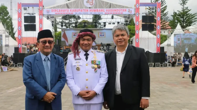 Pemkab Taput Hadiri HUT ke-23 Kabupaten Humbang Hasundutan