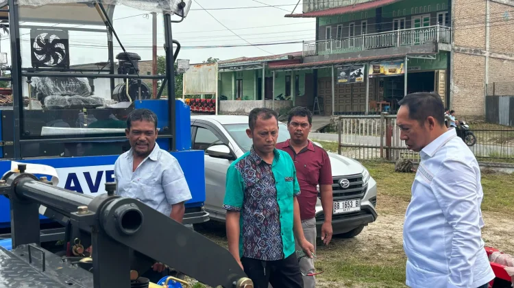 Bupati Taput Pastikan Kesiapan Alsintan untuk Tingkatkan Produktivitas Petani