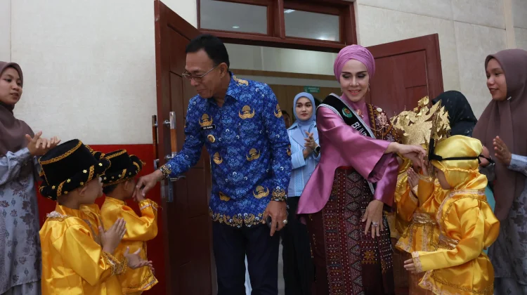 Bupati Gus Irawan Kukuhkan 248 Bunda PAUD, Targetkan Satu Desa Satu PAUD di Tapsel