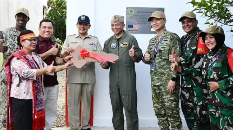 Wabup Tapteng Resmikan Gedung Kelas SD Negeri Hasil Program Pacific Partnership