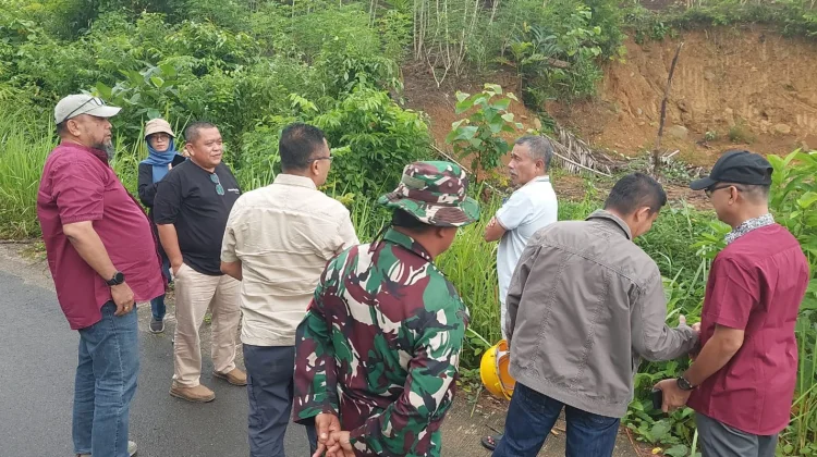Kadis Perkim Tapteng Bantah Isu Bupati Belum Tanda Tangani Dokumen Lahan Huntap