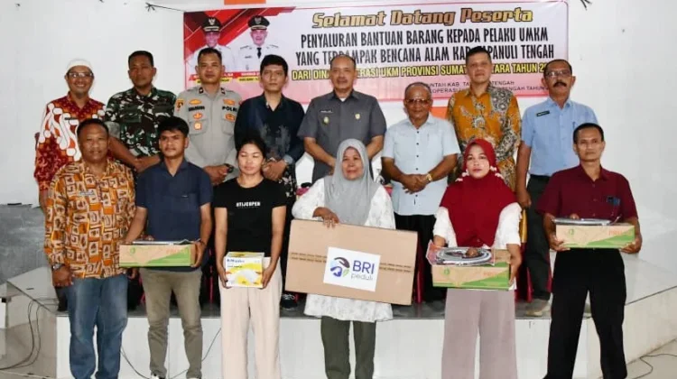 Penyaluran Bantuan Khusus Pelaku UMKM Korban Bencana Tapteng