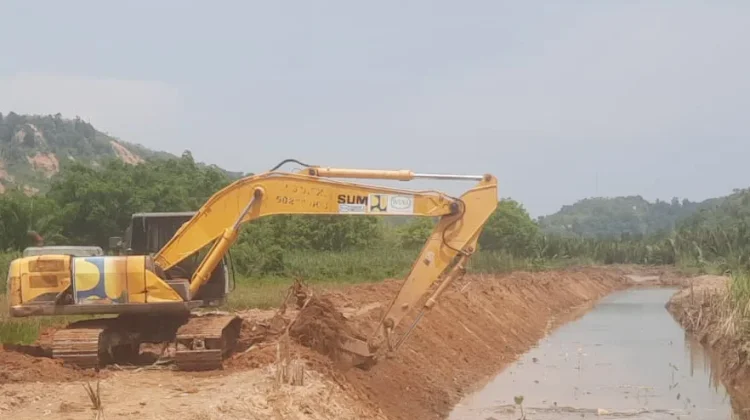 11 Unit Alat Berat Dikerahkan Percepatan Penanganan Bencana di Sipange Tapteng