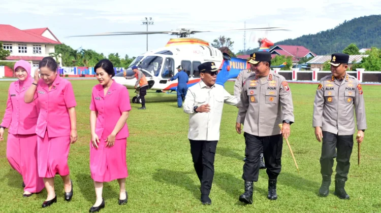 Masinton Mahmud Hadiri Groundbreaking Masjid Al Munawar dan Rusun Polres Tapteng