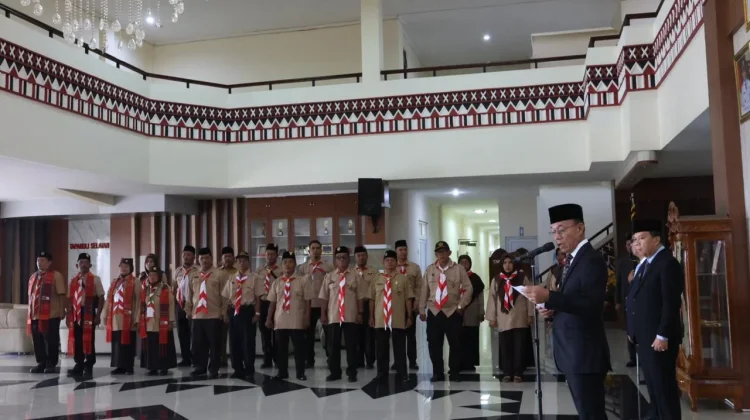Bupati Tapsel Lepas Kontingen Jambore Nasional Pramuka XII, 23 Peserta Siap Bawa Na