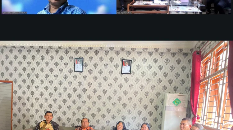 Pemkab Taput Presentasi Monev SAQ Komisi Informasi Provsu