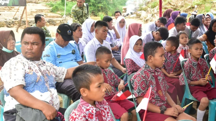 Wabup Tapteng Ikuti Peresmian Ribuan Jembatan dan Titik Air Bersih okeh Presiden