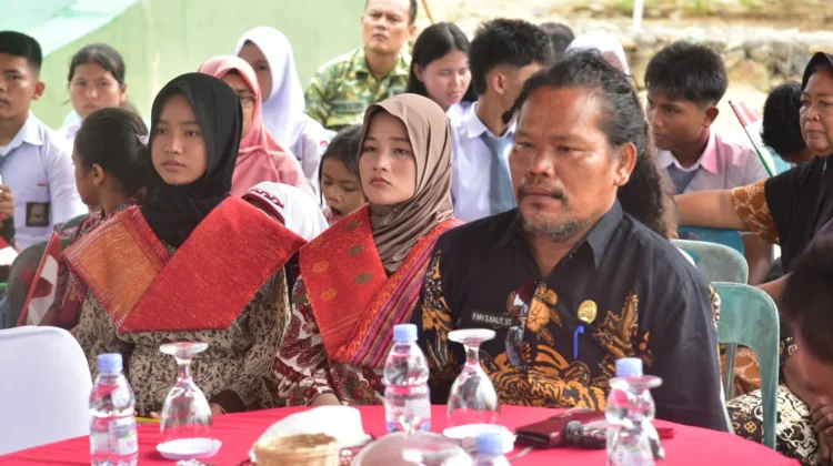 Wabup Tapteng Ikuti Peresmian Ribuan Jembatan dan Titik Air Bersih okeh Presiden