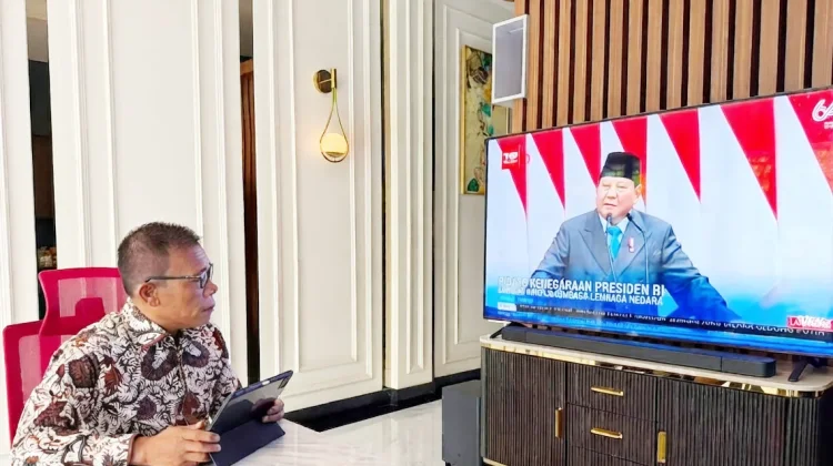 Bupati Tapteng Ikuti Pidato Presiden RI
