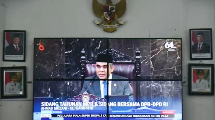 Bupati Tapteng Ikuti Pidato Presiden RI