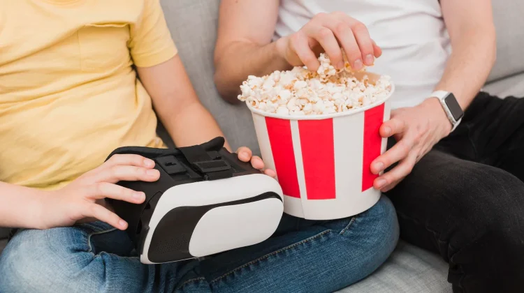 Menonton Film Jadi Pelepas Penat Favorit