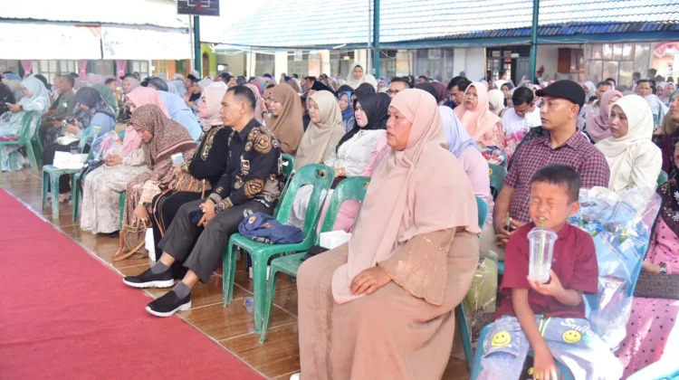 Wabup Tapteng Ingatkan Pelajar SMP Al Muslimin Pandan Waspada "Badai Digital"