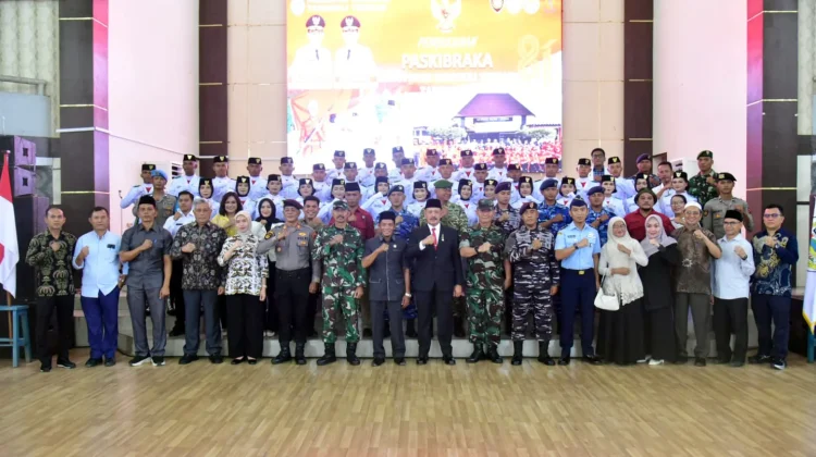 Wakil Bupati Tapteng Kukuhkan 35 Anggota Paskibraka Tahun 2026