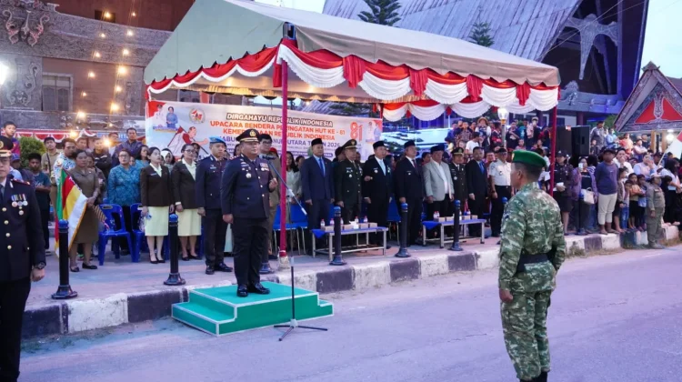 Lautan Cahaya dan Pesta Kembang Api di Tarutung Sambut HUT Kemerdekaan RI