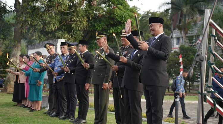 Taptu HUT ke-81 RI , Balige Terangi Malam Kemerdekaan