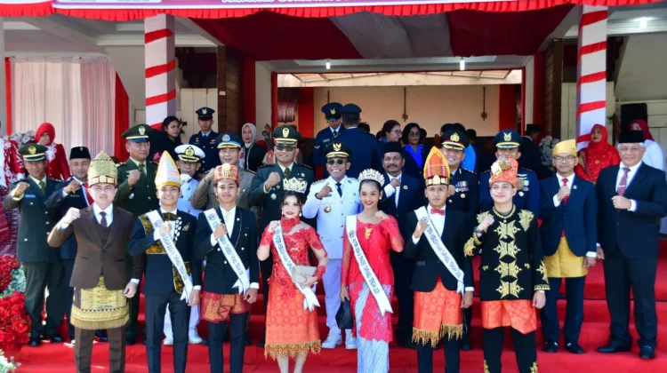 Peringati HUT ke-81 Kemerdekaan RI, Masinton: Semangat untuk Bangkit