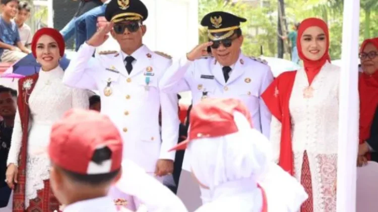 Ribuan Warga Padati Pawai Defile dan Karnaval
