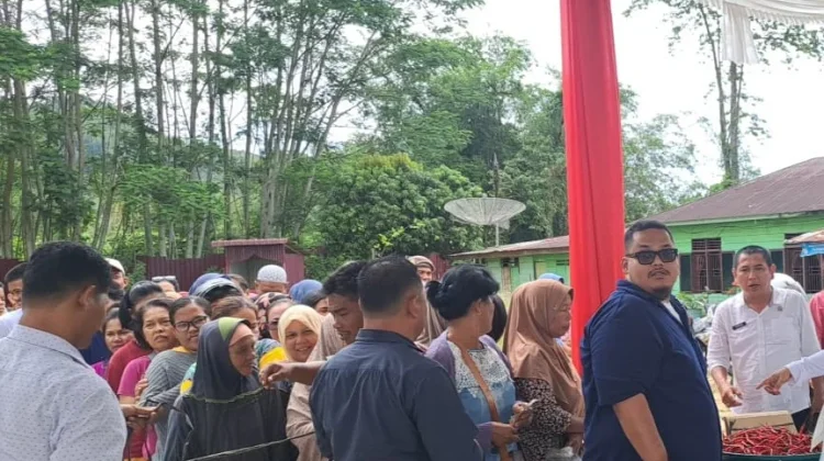 Pemkab Tapteng Gelar Gerakan Pasar Murah untuk Kendalikan Inflasi