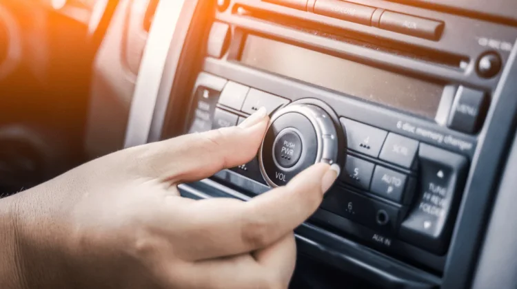 Mengungkap Gangguan di Balik Suara Radio yang Berdesis