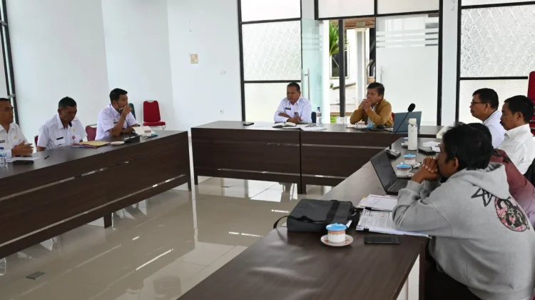 Pemkab Humbahas Bahas Kesiapan Lahan Kantor Koramil Baru