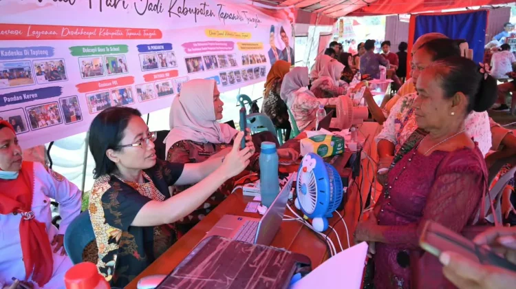 Peringatan Hari Jadi Tapteng ke-81, Pemkab Hadirkan Layanan Langsung ke Masyarakat