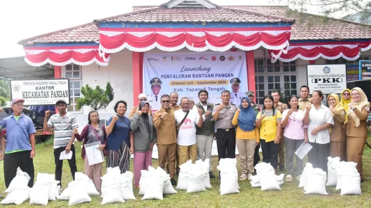 Bupati Tapteng Launching Penyaluran Bantuan Pangan 1.394,7 ton Beras
