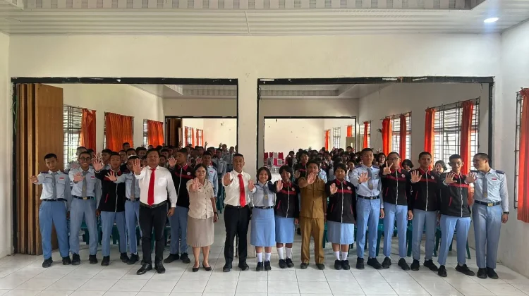 Polres Humbang Hasundutan Gelar Edukasi Untuk Siswa SMAN 2 Lintongnihuta
