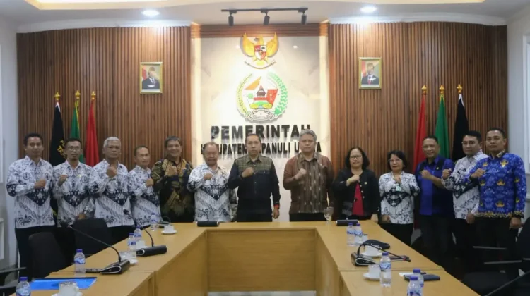 PGRI dan Pemkab Taput Perkuat Kolaborasi Tingkatkan Kualitas Pendidikan
