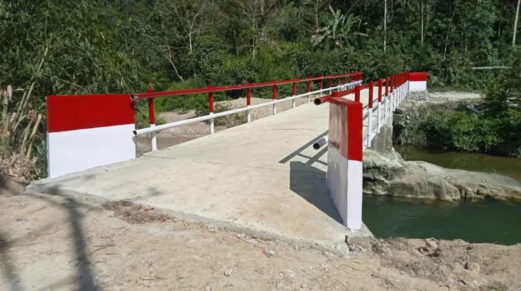 Negara Hadir untuk Rakyat, Jembatan Simatabo di Kecamatan Pakkat selesai Dibangun