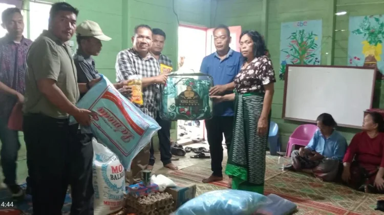 Pemkab Humbahas Salurkan Bantuan Korban Kebakaran Sionom Hudon Selatan