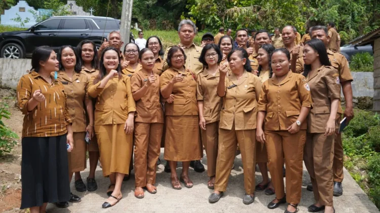 Pemkab Taput Dorong Kemerataan Mutu Pendidikan dan Kebersihan di Purbatua