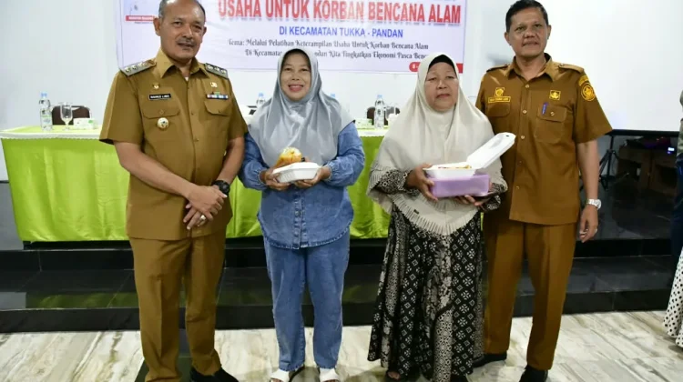 Pemkab Tapteng Gelar Pelatihan Keterampilan Usaha Bagi Korban Bencana