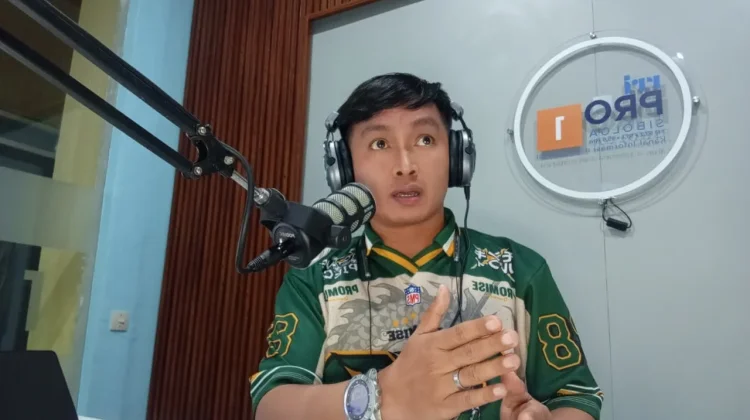 Dengar Radio, Belajar Bahasa, Kenal Budaya Indonesia