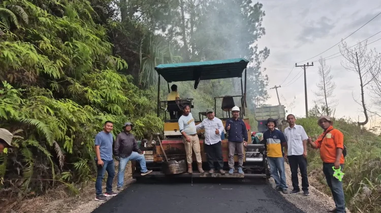 Jalan dan Jembatan di Sipahutar Terus Diperbaiki