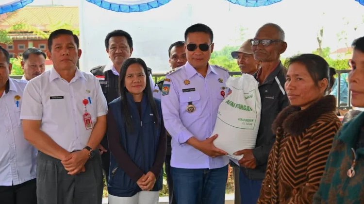 Bupati Humbahas Ingatkan Warga Tak Jual Beras Bantuan