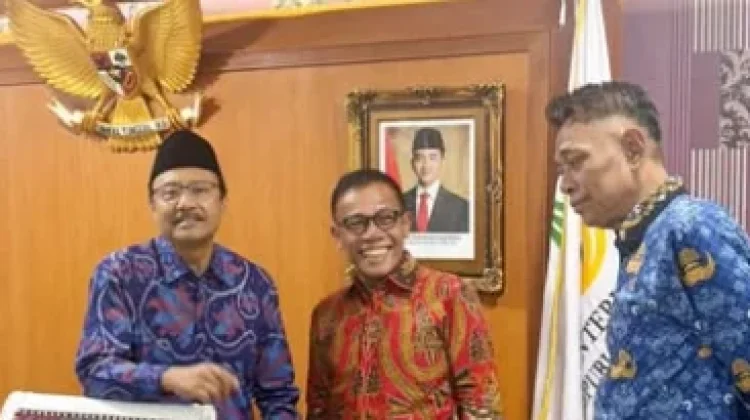 Bupati Tapteng ke Kemensos RI demi Percepatan Bantuan Bencana