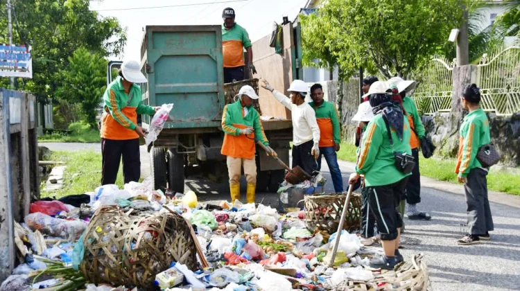 World Clean Up Day 2026, Pemkab Tapteng Gelar Aksi Gotong Royong Massal