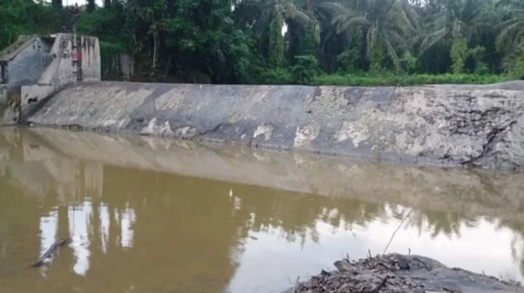 Warga Minta Pintu Air Irigasi Kampung Sihoring-horing Segera Diperbaiki
