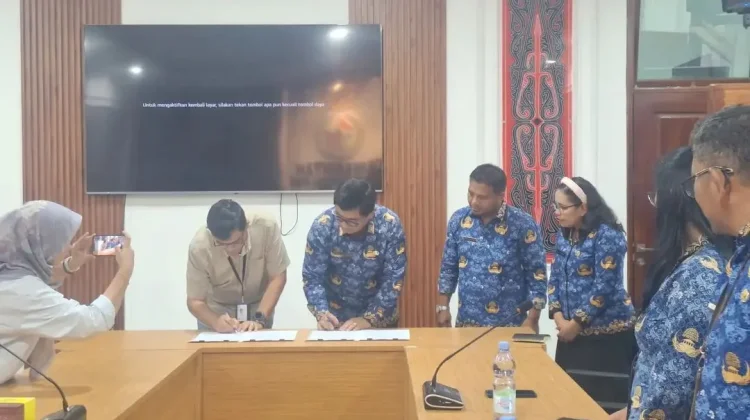 Pemkab Taput dan PT PLN UP3 Sibolga Tandatangani Kerja Sama Penerangan Jalan Umum