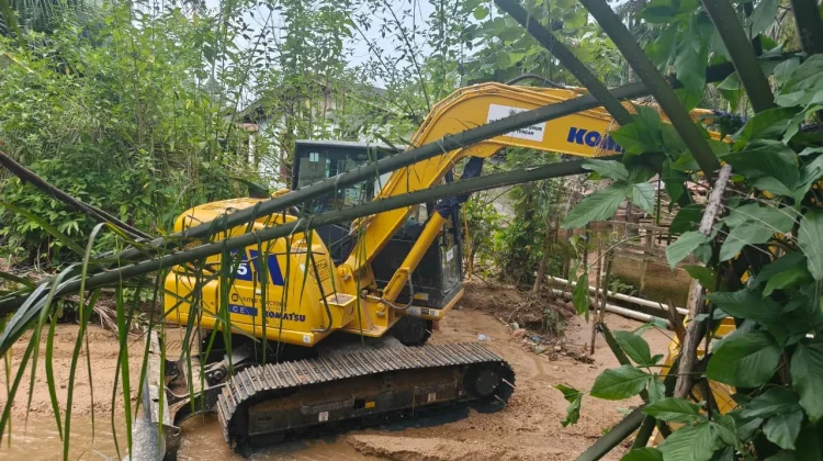 Pemkab Tapteng Langsung Normalisasi Sungai dan Irigasi Pertanian di Sipange
