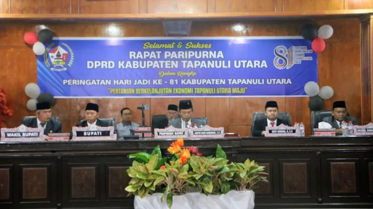 Bupati JTP Hutabarat Hadiri Rapat Paripurna Istimewa Hari Jadi ke-81 Kab. Taput