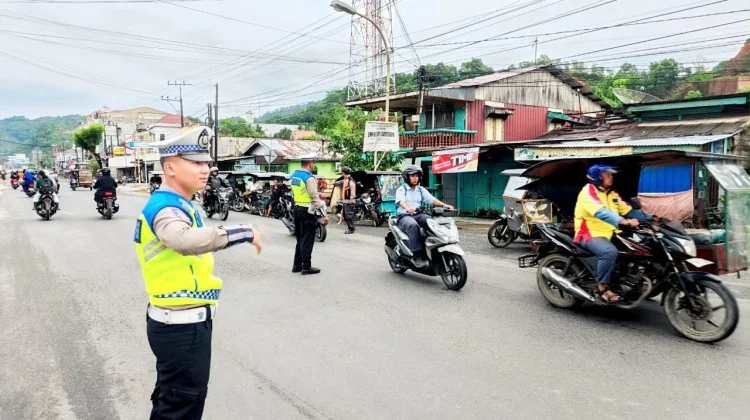 Polres Tapteng Perkuat Strong Point Pagi di Kawasan Padat Lalu Lintas