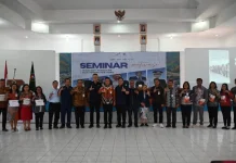 Martin Manurung Motivasi Seminar Penulisan Buku Humbahas