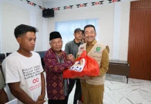 Warga Terdampak Bencana di Madina Terima Bantuan Tahap-II