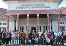 Bupati Humbang Terima Audiensi FKMPLS Panitia Festival Paduan Suara Antar Gereja